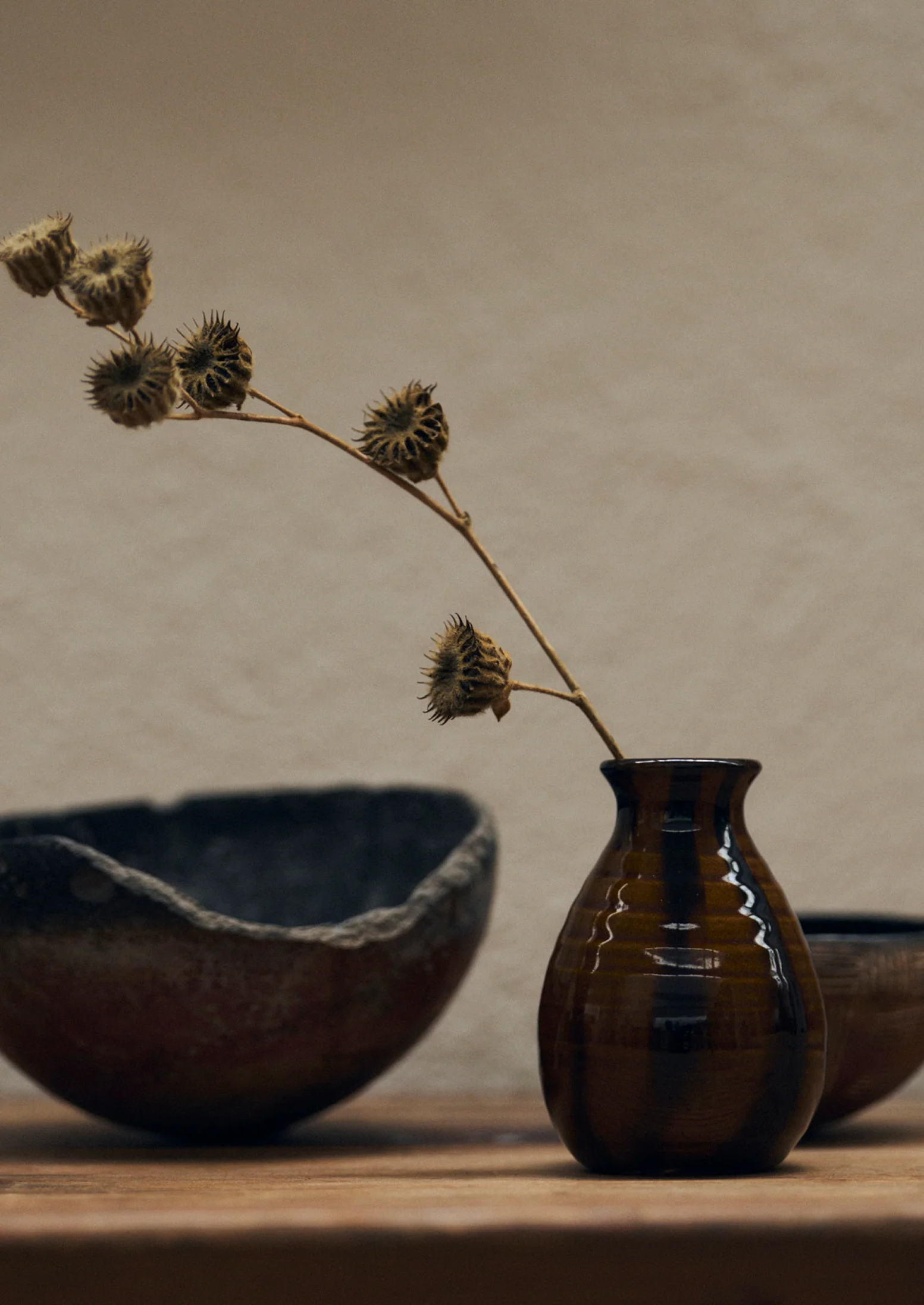 Rob Towler Slipware Bud Vase | Honey - Image 3