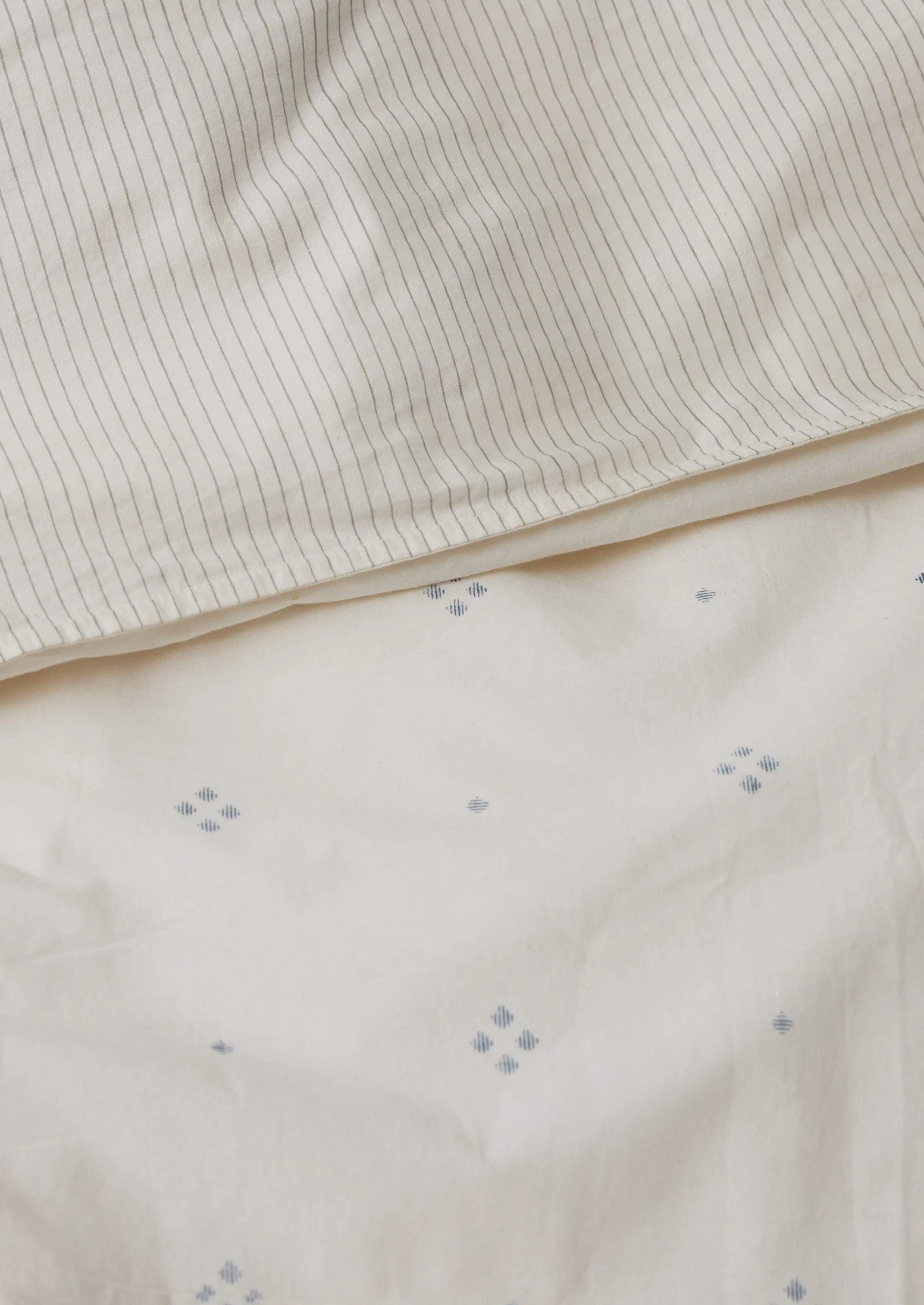 Rowan Print Cotton Poplin Duvet Cover | Ecru/Soft Blue - Image 6