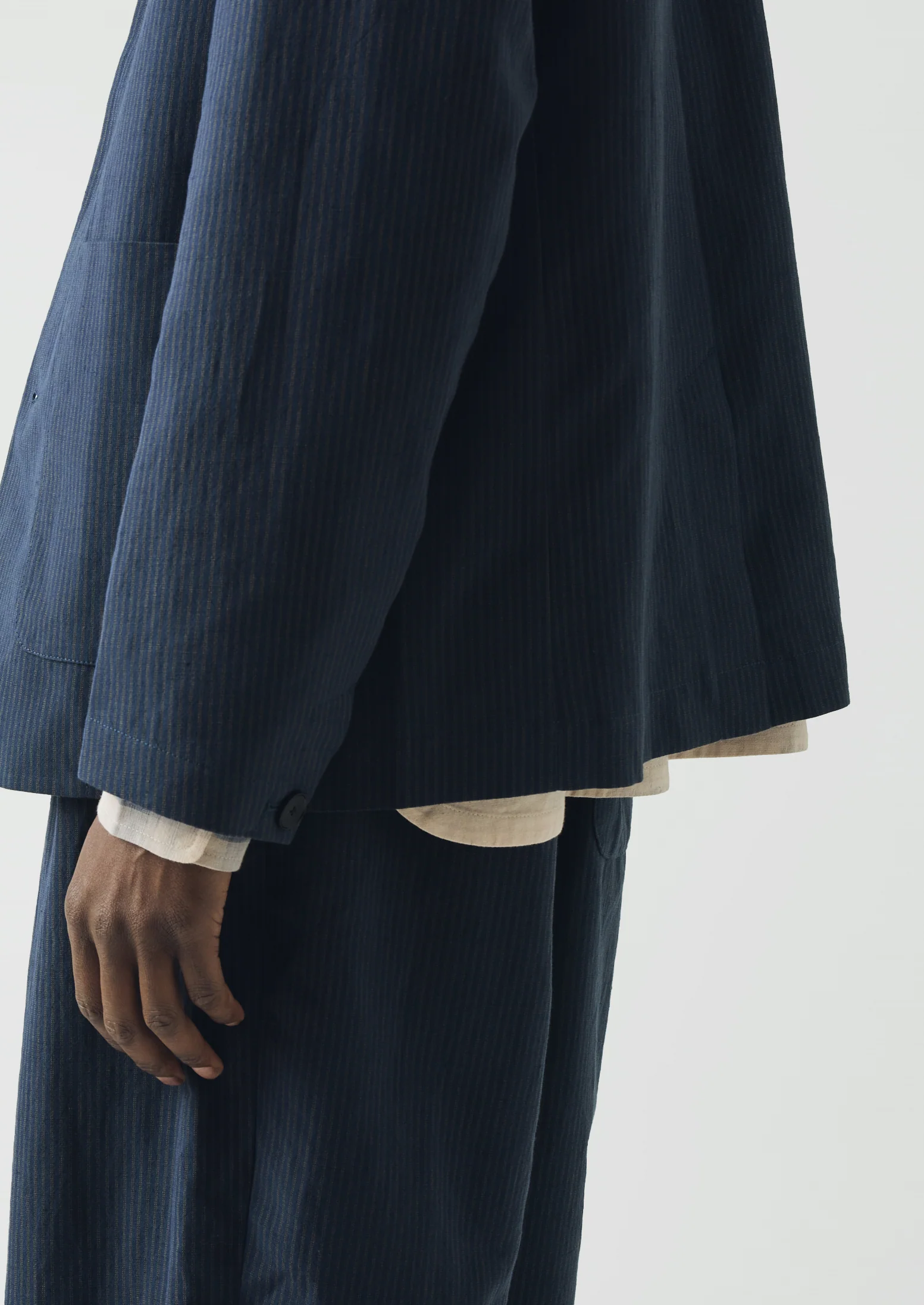 Running Stitch Cotton Linen Blazer | Navy/Fawn - Image 7