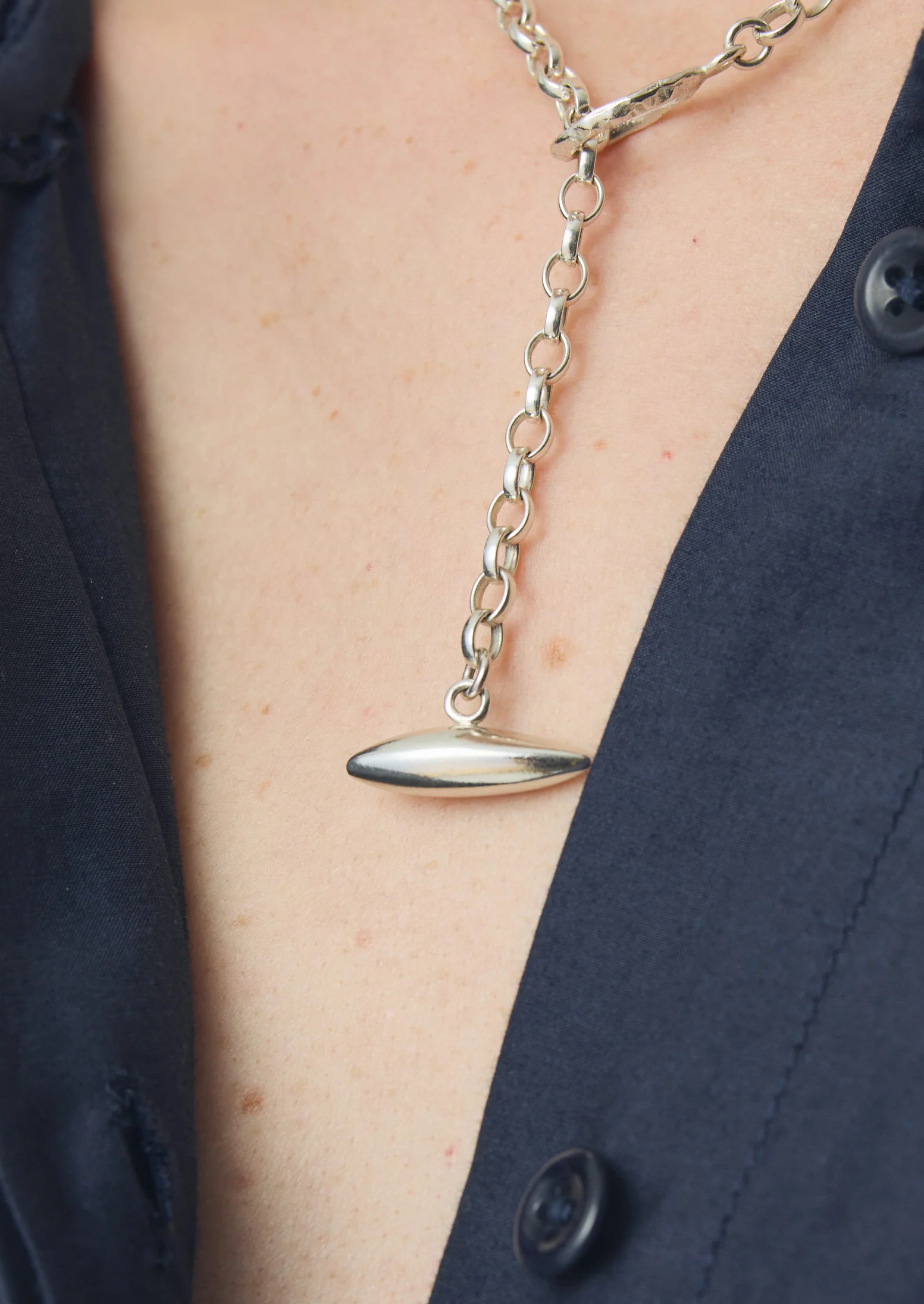 Sally Lacock Pod Toggle Silver Necklace | Silver - Image 3