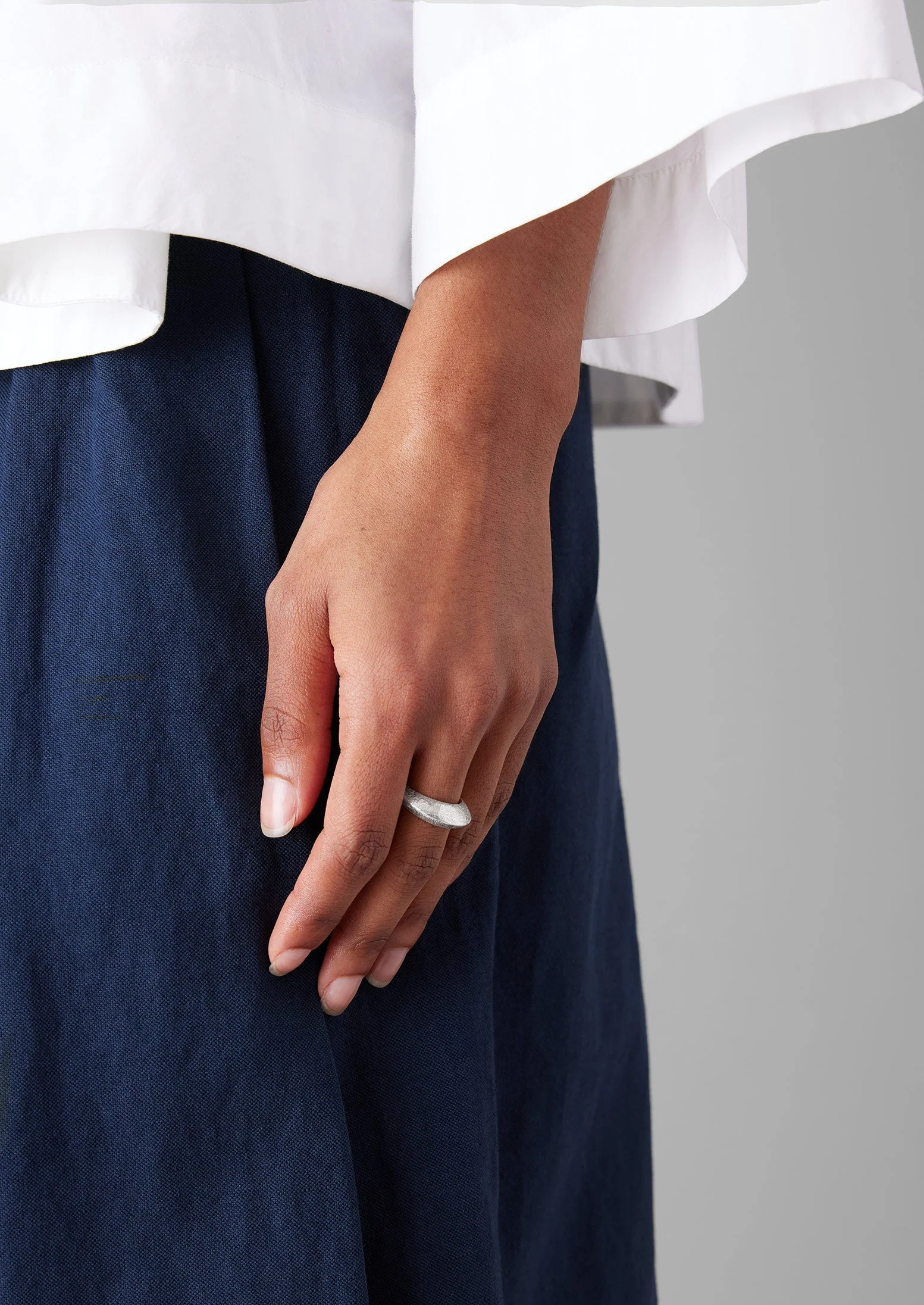Sally Lacock Silver Sculpted Ridge Ring | Silver - Image 2