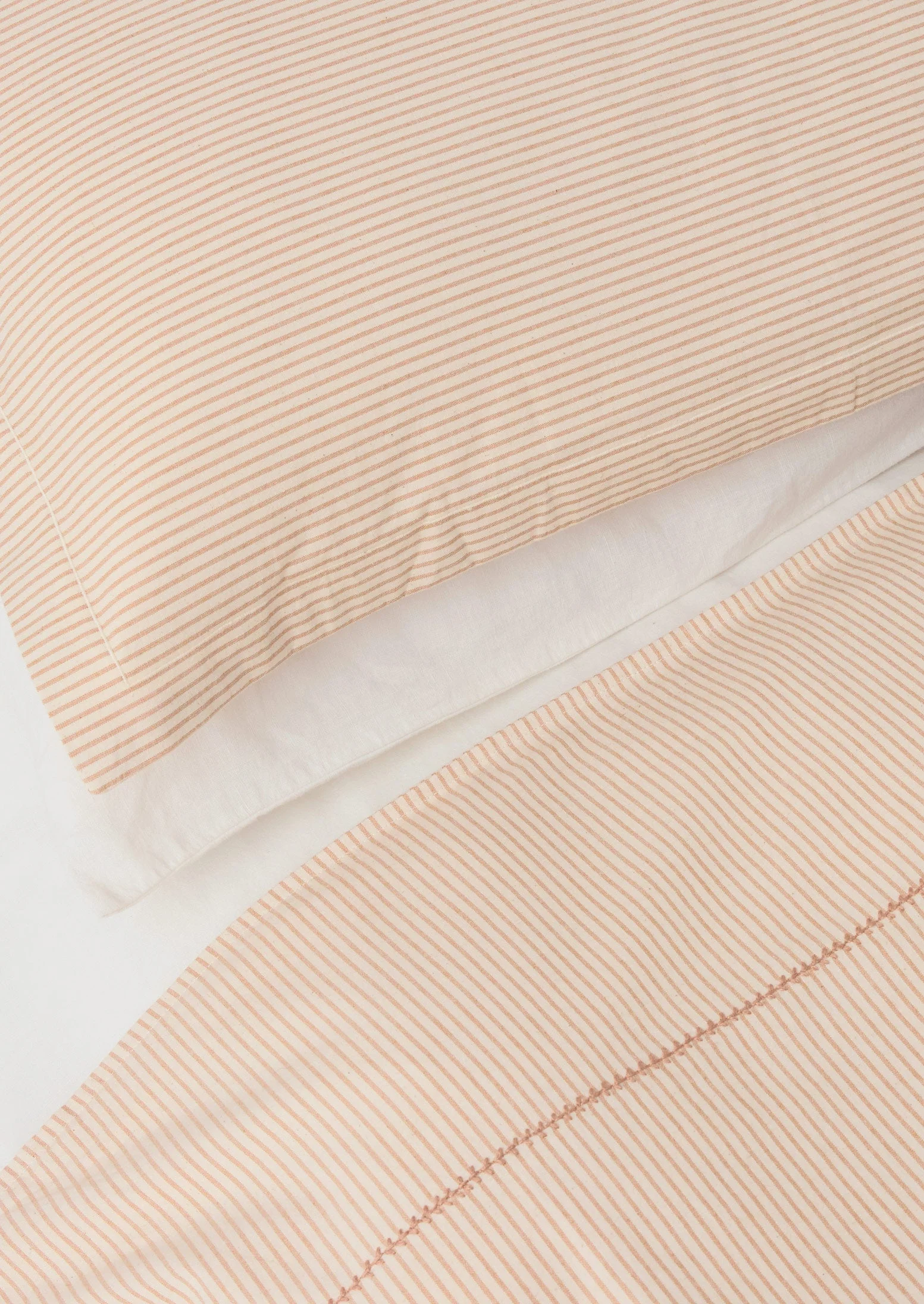 Soft Stripe Cotton Oxford Pillowcase Set | Clay/Ecru - Image 6