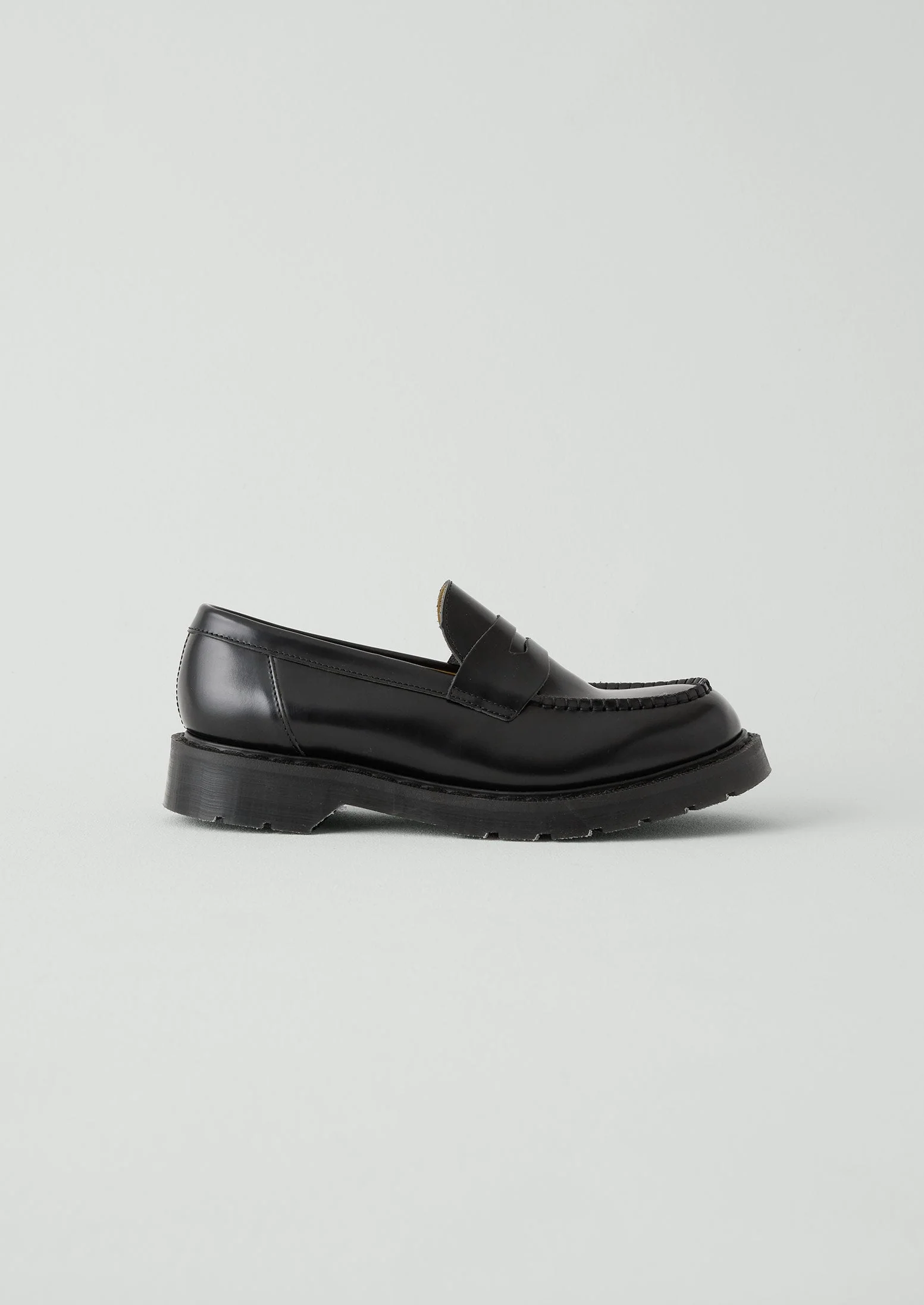 Solovair Loafers | Black - Image 2