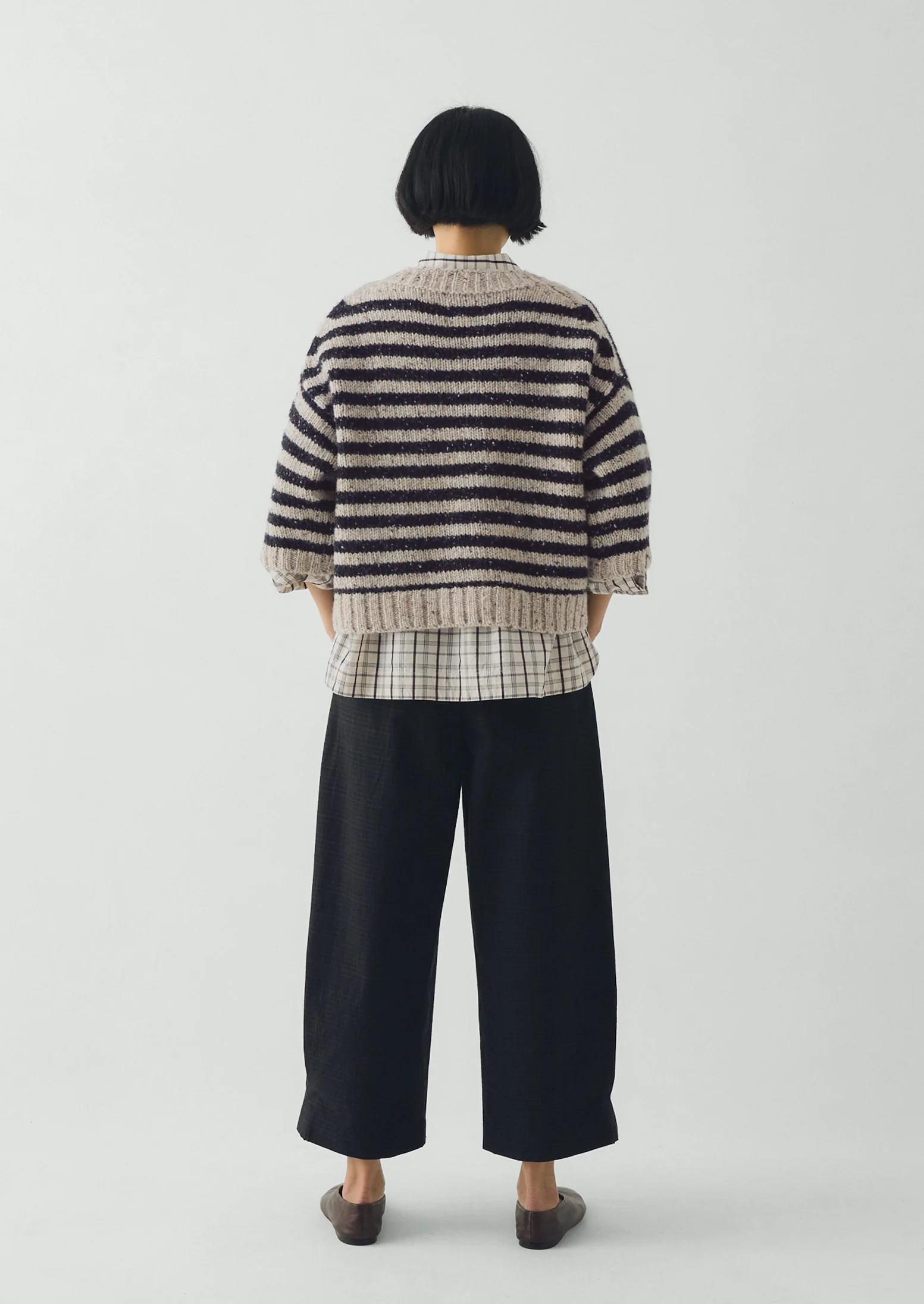 Stripe Donegal Short Sleeve Sweater | Soft Black/Oatmeal - Image 4