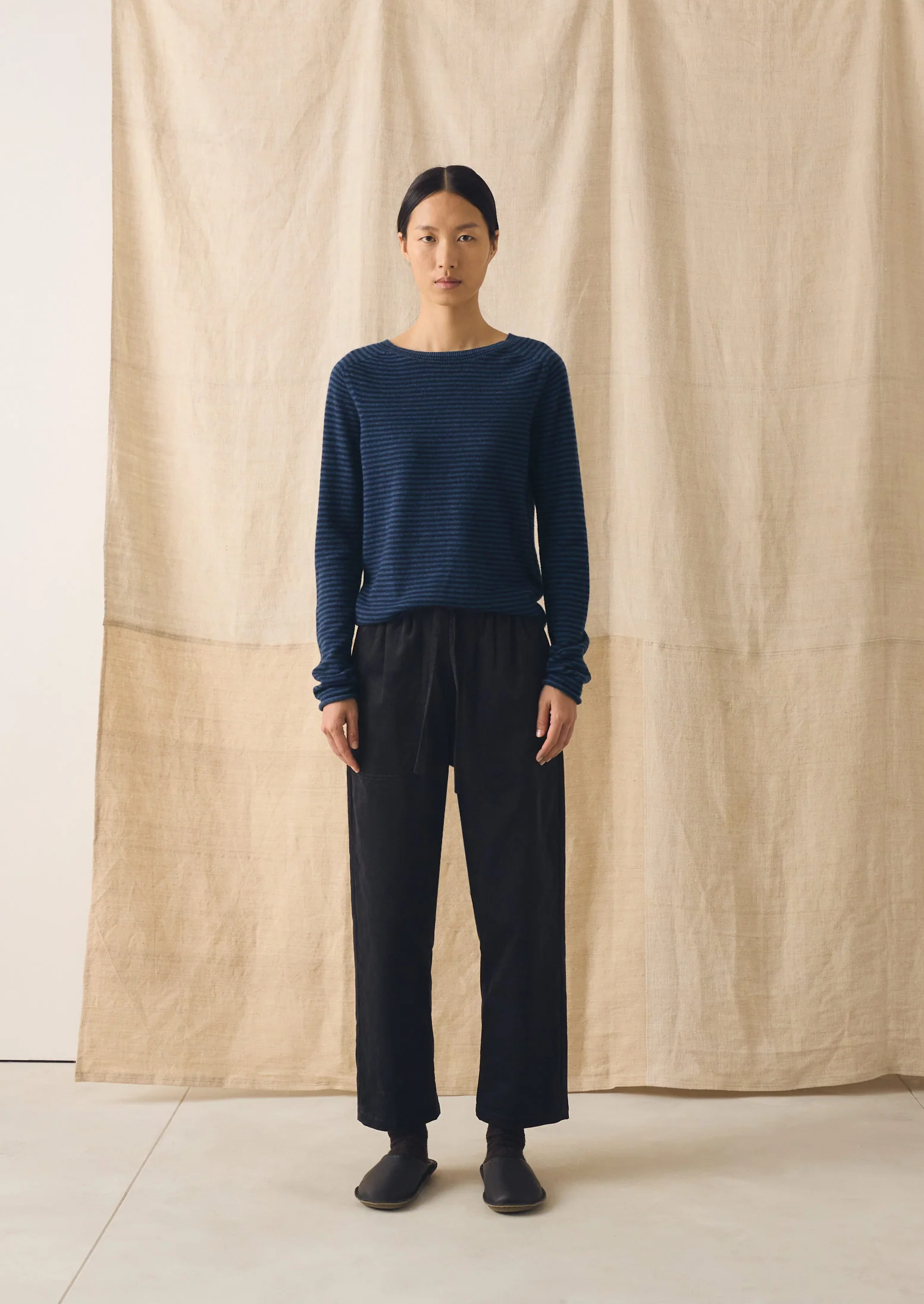 Suki Organic Cord Trousers | Charcoal - Image 2