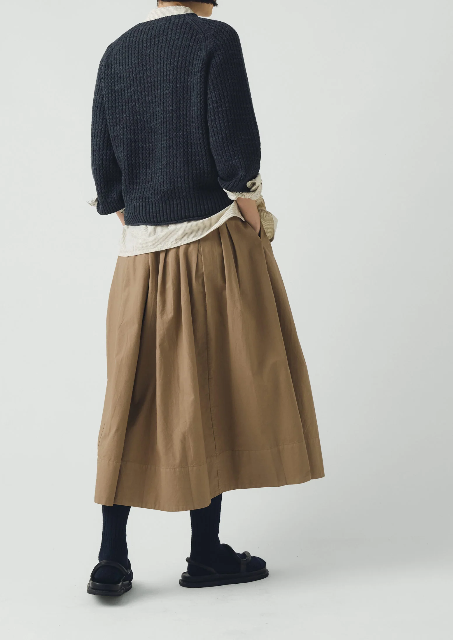 Textured Rib Linen Cotton Sweater | Dark Navy - Image 4
