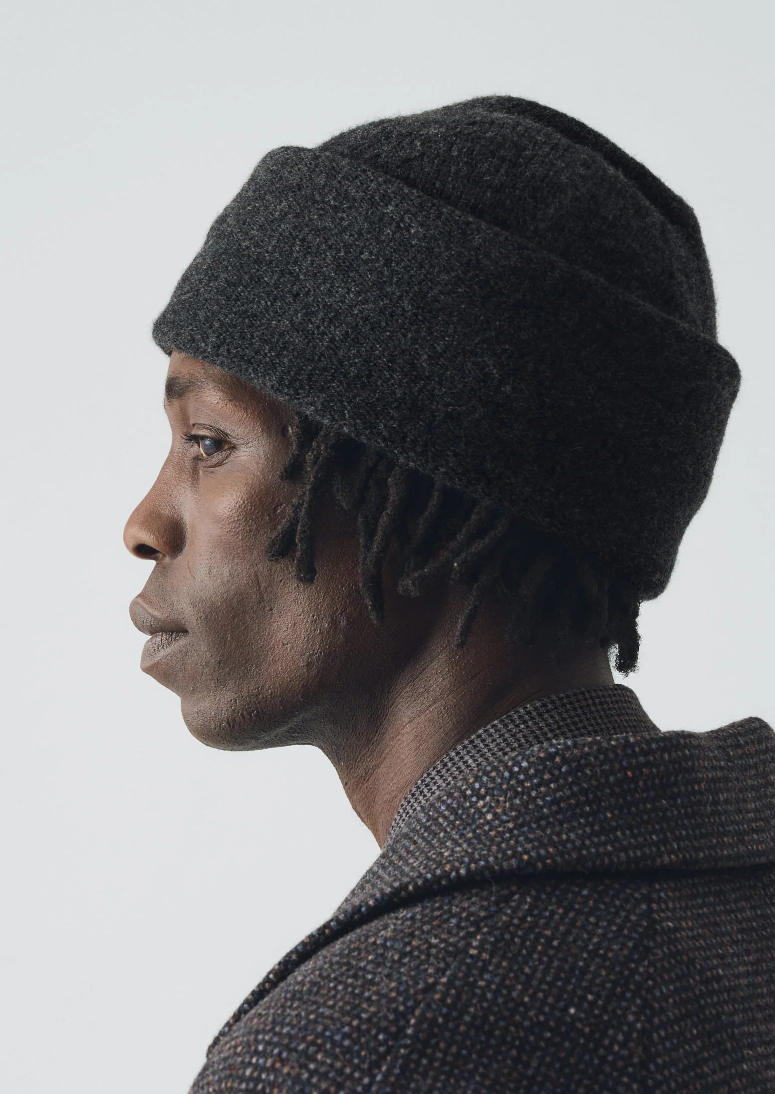 Washed Lambswool Beanie | Charcoal - Image 3