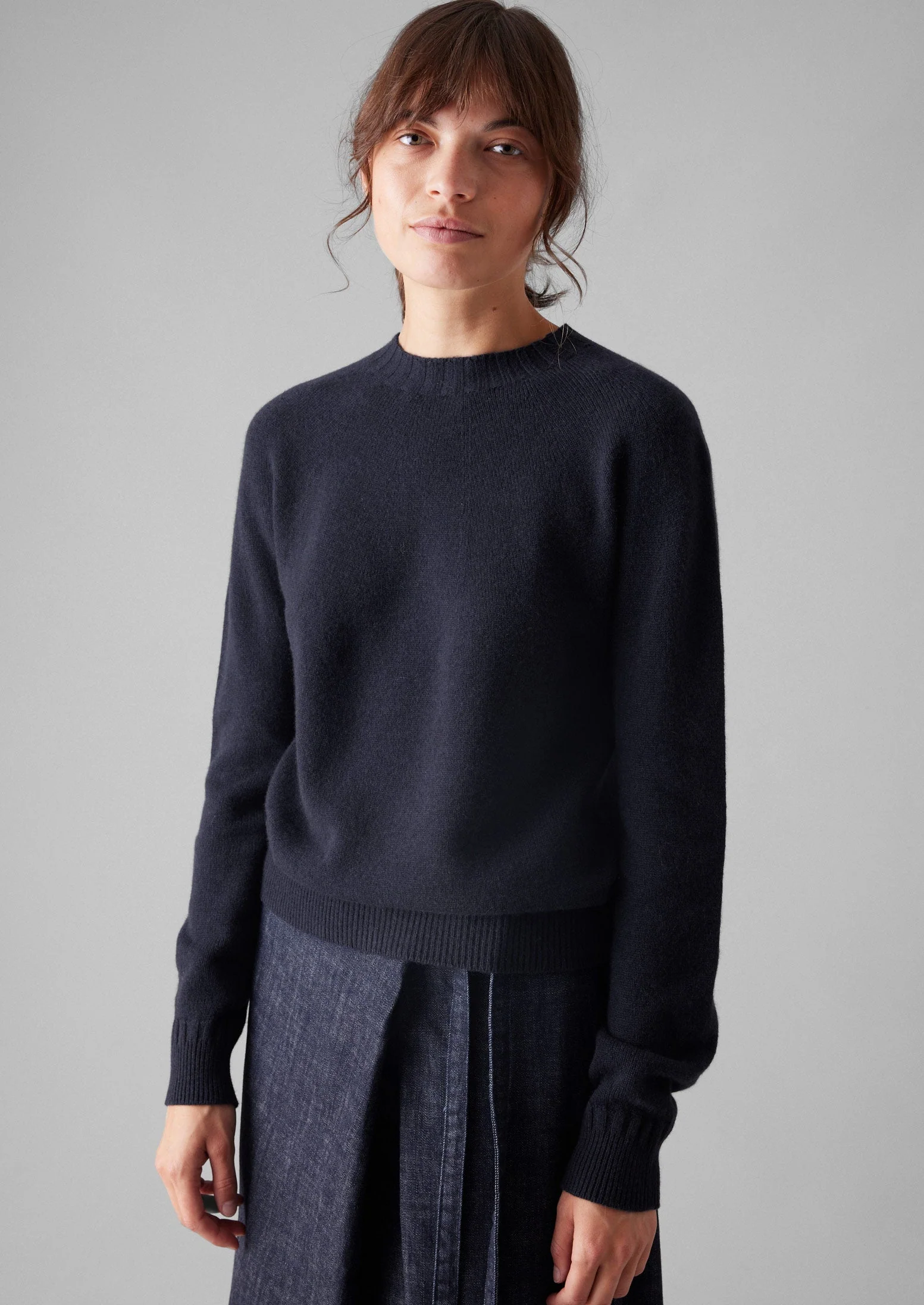 Wool Cashmere Crew Neck Sweater | Dark Navy - Image 3