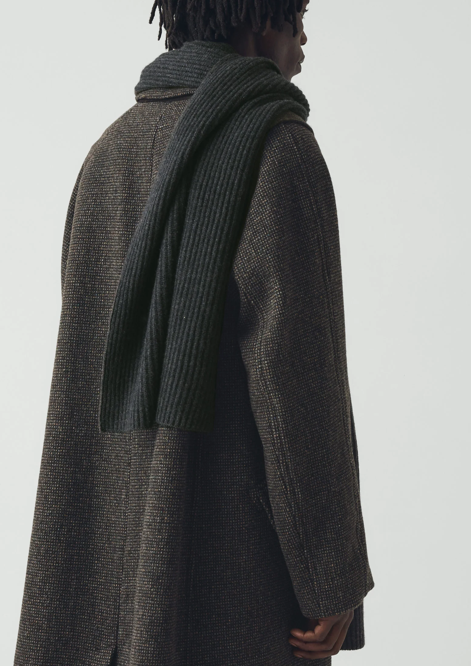Wool Cashmere Fisherman Rib Scarf | Charcoal - Image 3