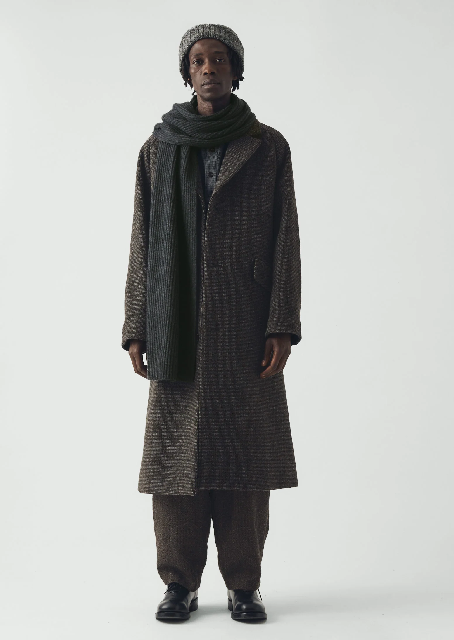 Wool Cashmere Fisherman Rib Scarf | Charcoal - Image 4