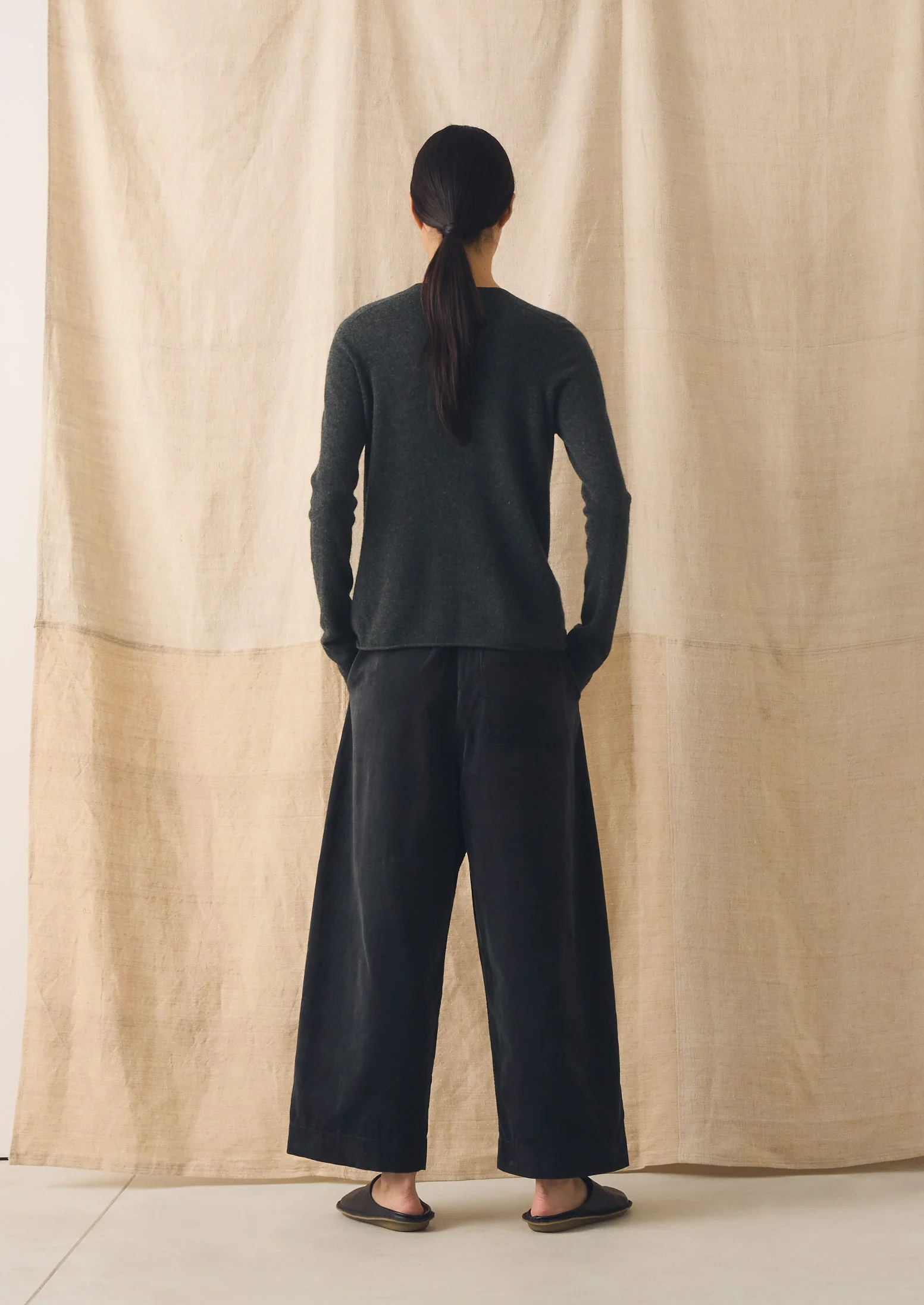 Wool Cashmere Neat Cardigan | Charcoal - Image 4