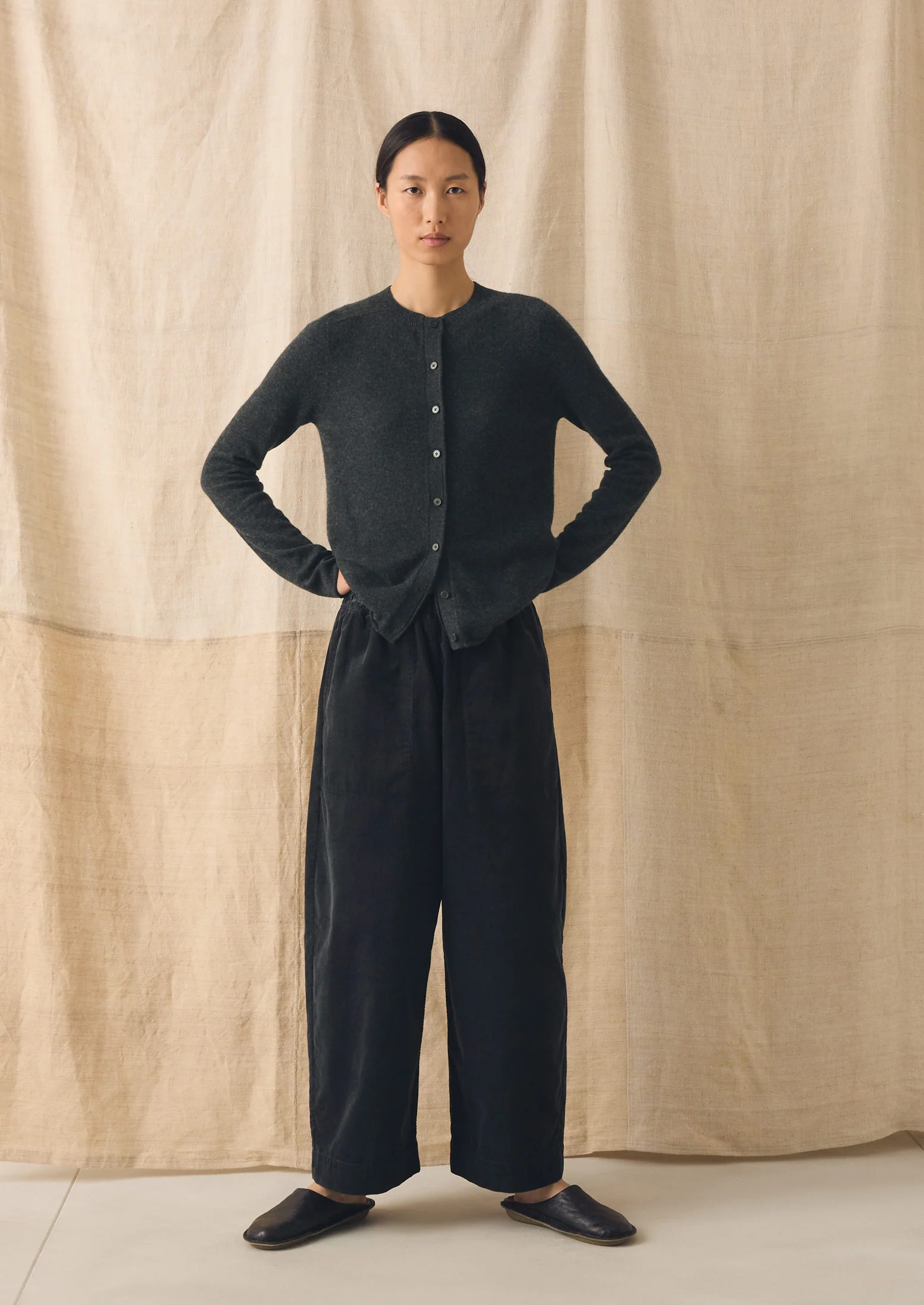 Wool Cashmere Neat Cardigan | Charcoal - Image 5