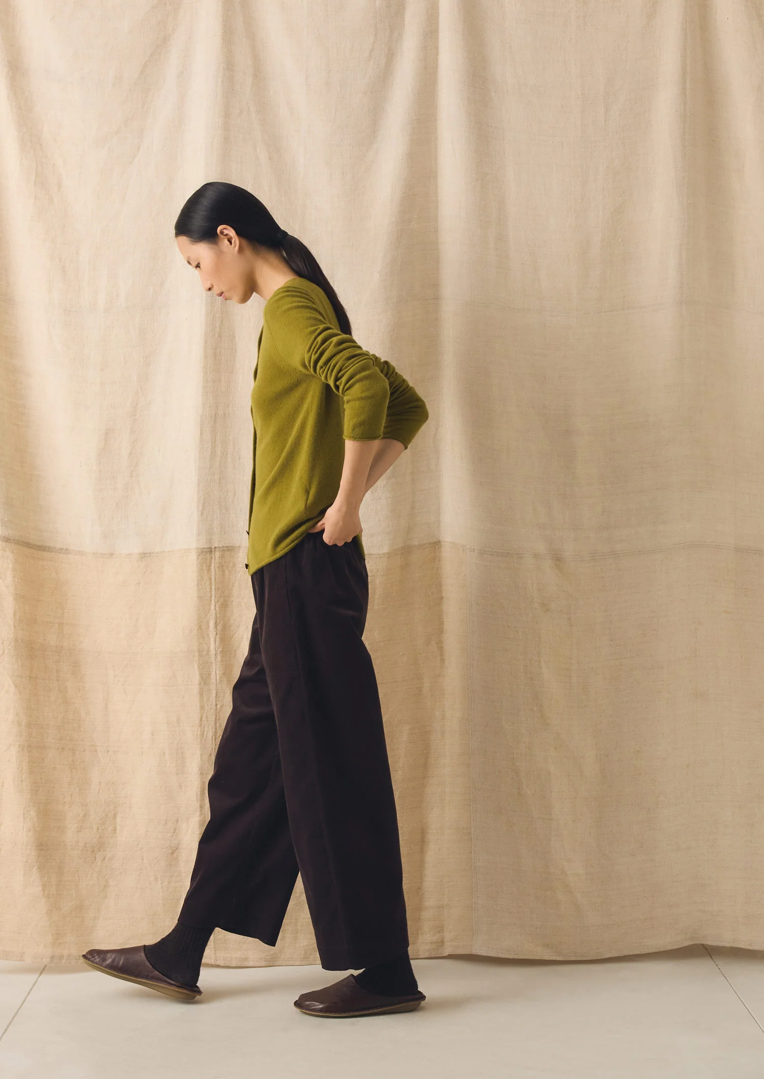 Wool Cashmere Neat Cardigan | Pear - Image 3