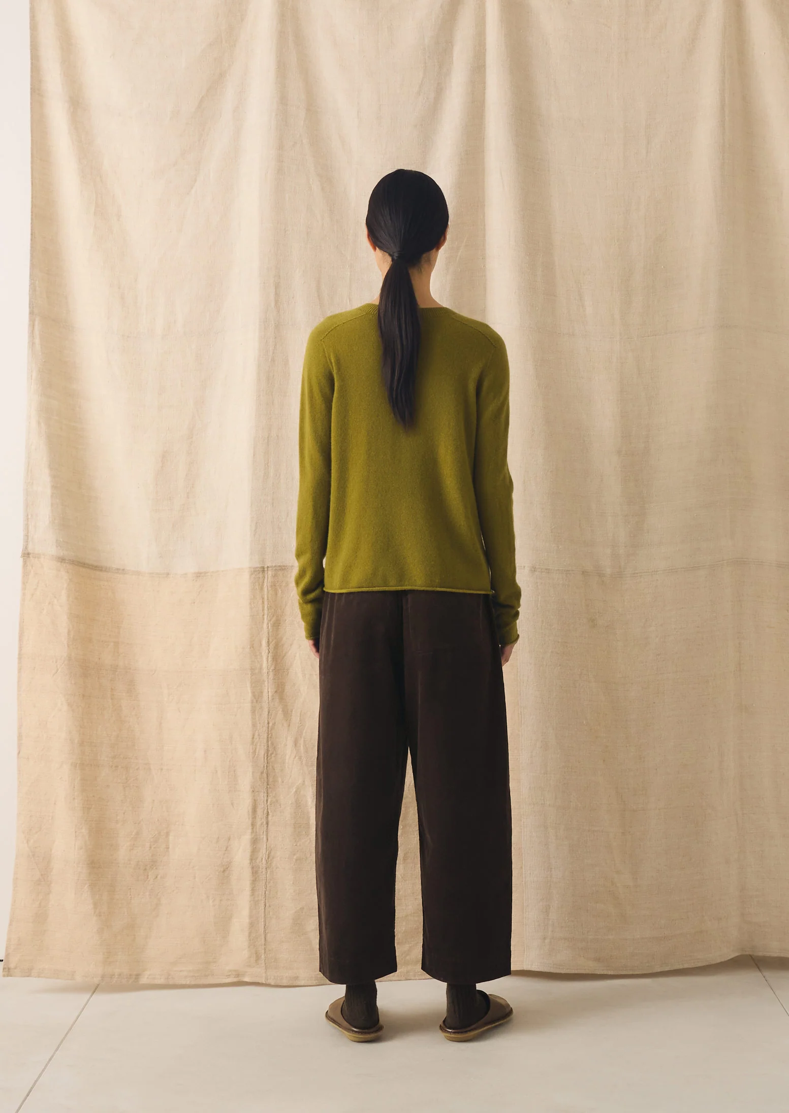 Wool Cashmere Neat Cardigan | Pear - Image 5