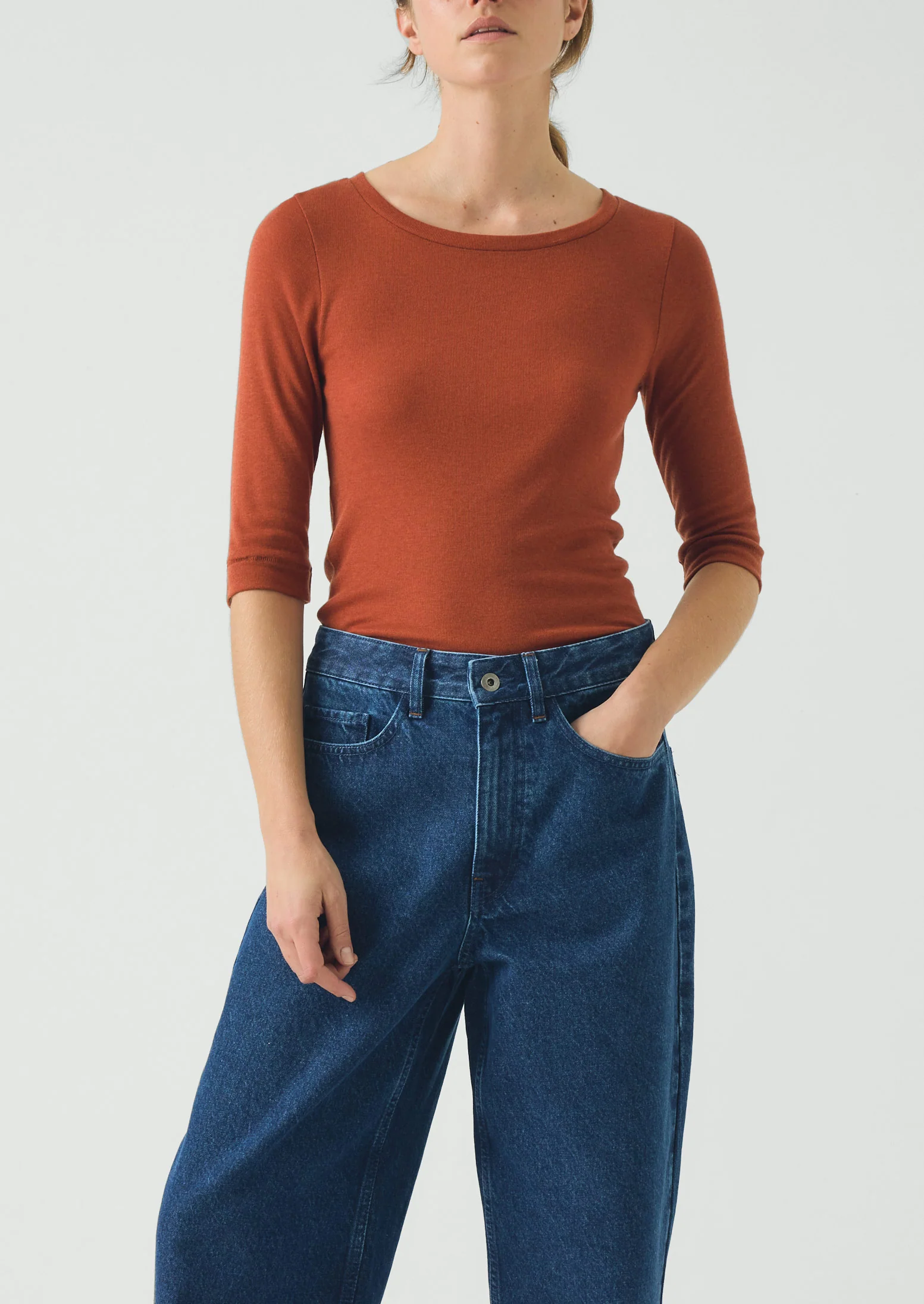 Wool Lyocell Scoop Neck Tee | Russet Brown - Image 2